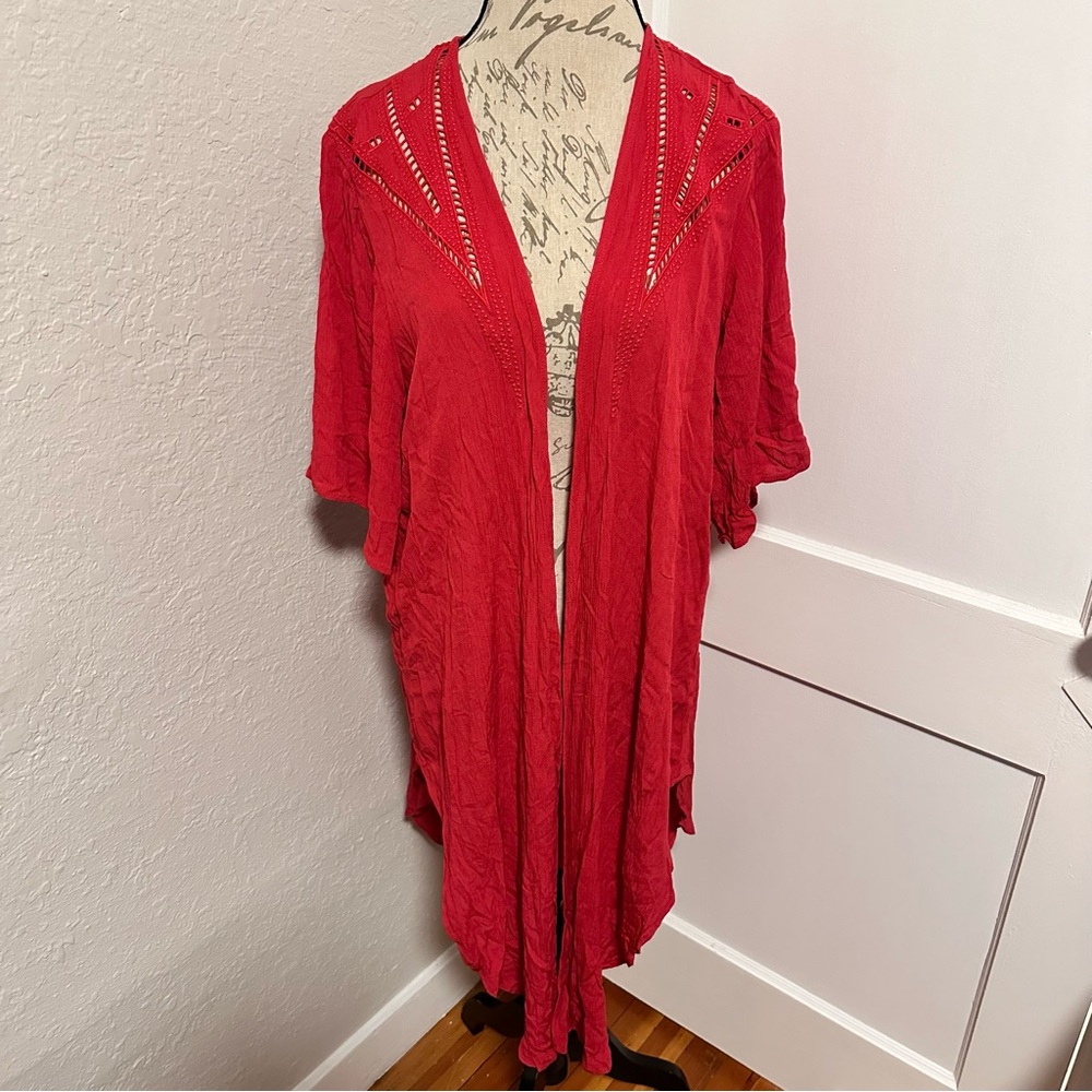 NWT Torrid Red Crinkled Gauze Crochet Inset Longline Kimono Cardigan